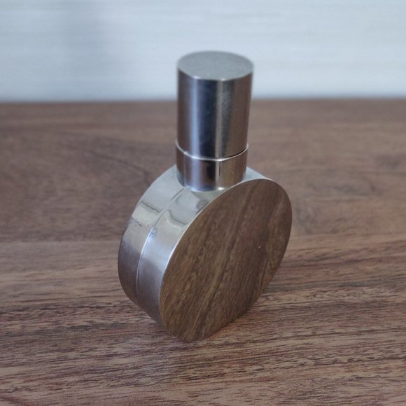 Vintage Saks Fifth Avenue Silver Tone Flask Atomizer for Fragrances - Picture 6 of 13